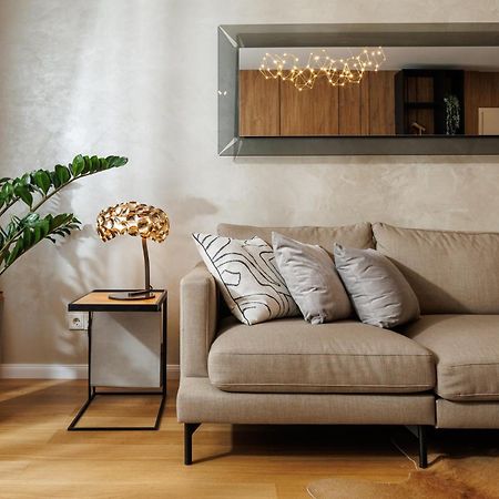 Pure Living Apartment W. Private Parking Brașov Exterior foto
