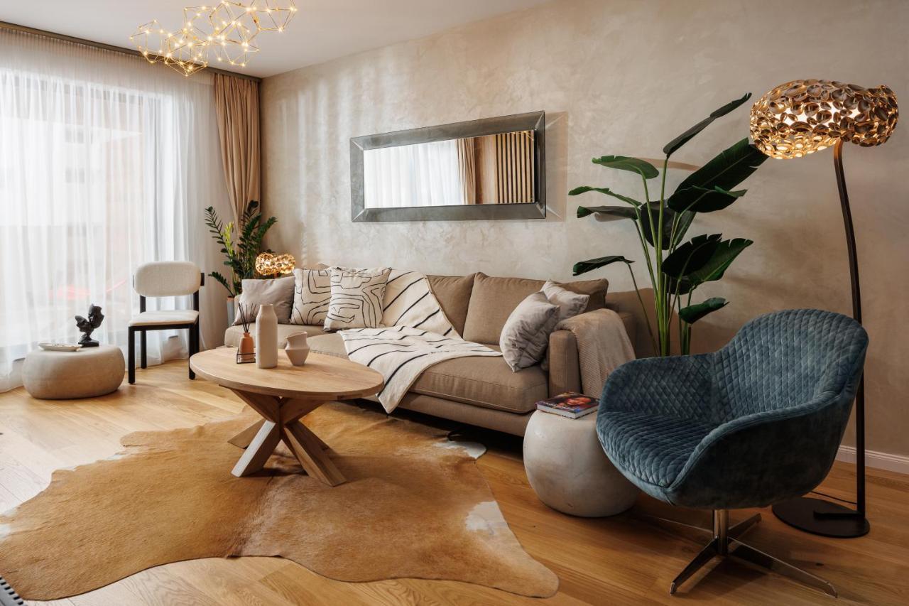 Pure Living Apartment W. Private Parking Brașov Exterior foto
