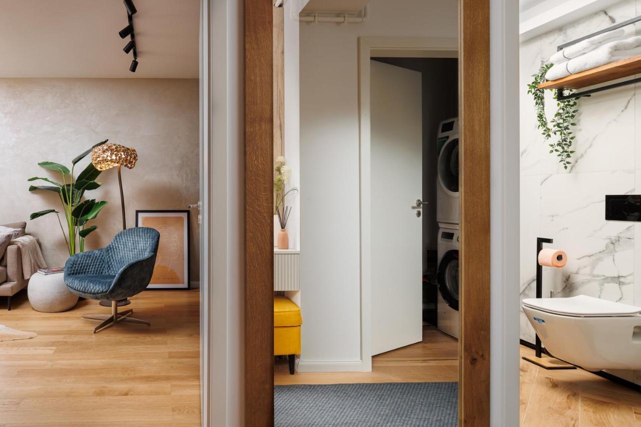 Pure Living Apartment W. Private Parking Brașov Exterior foto